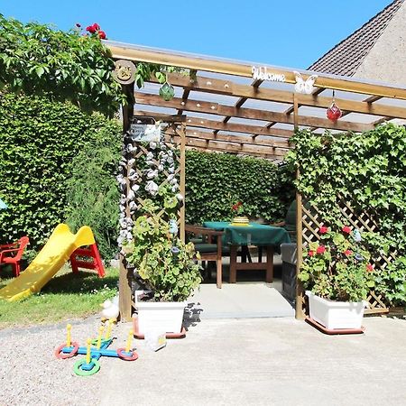 Ferienwohnung Familienwohnung Kröpelin Екстериор снимка