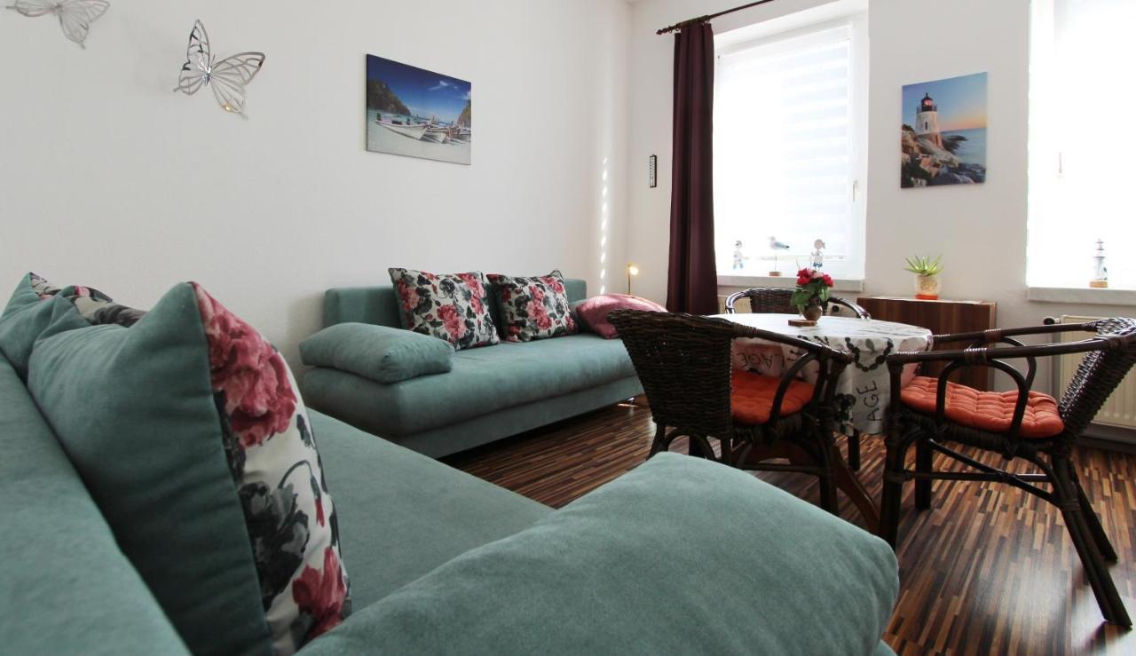 Ferienwohnung Familienwohnung Kröpelin Екстериор снимка