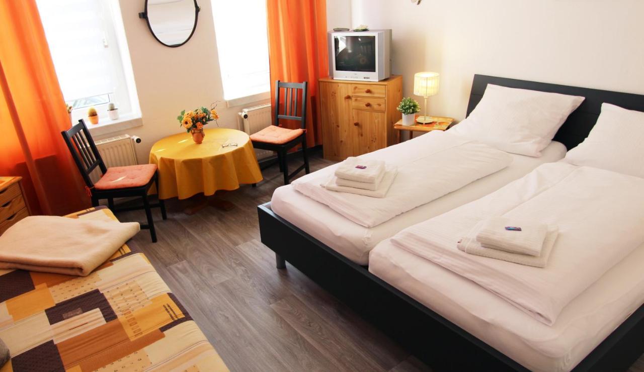 Ferienwohnung Familienwohnung Kröpelin Екстериор снимка